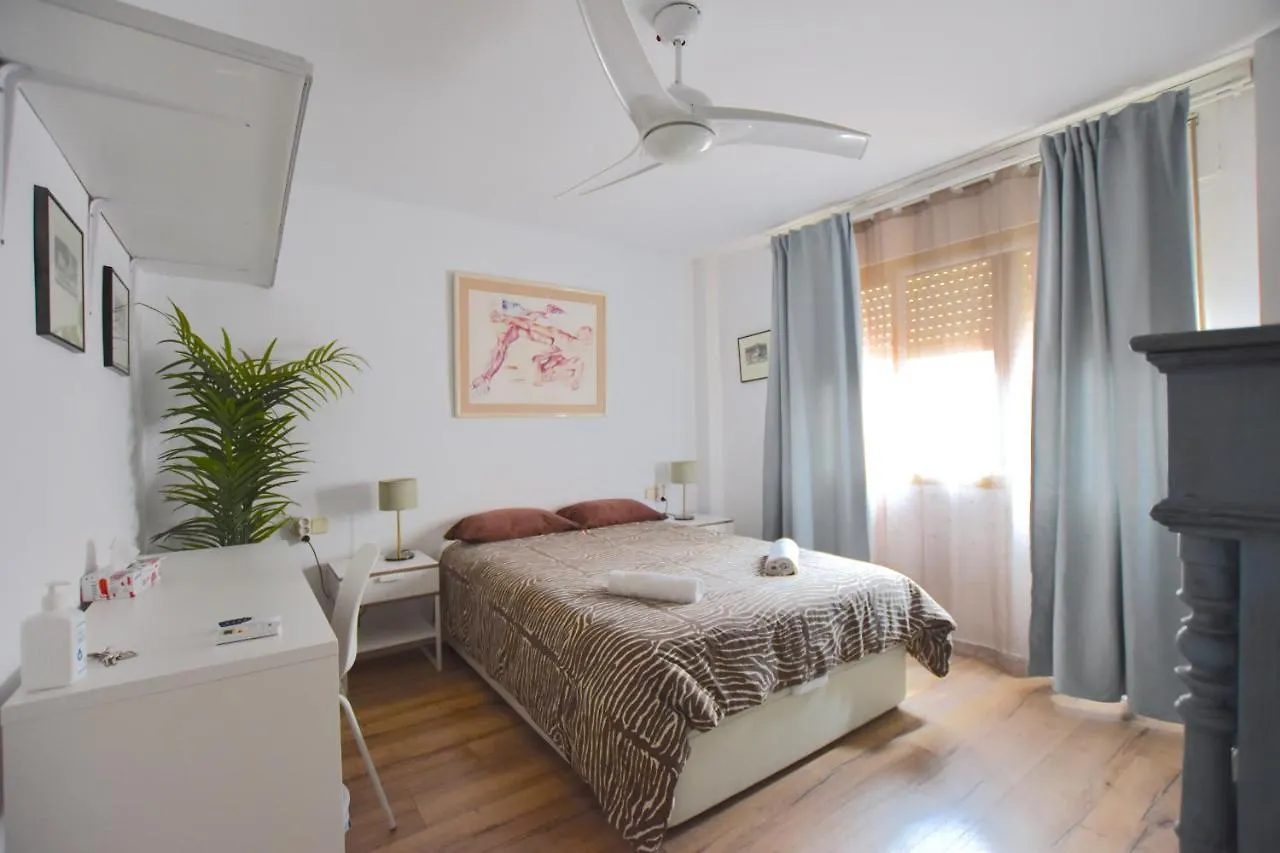 Habitacion En Apartamento De Diseno Malaga Spain