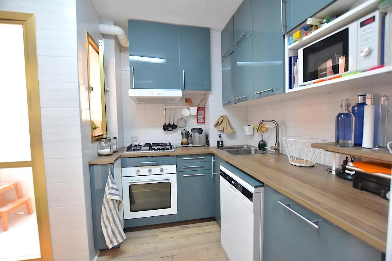 Habitacion En Apartamento De Diseno Malaga Homestay